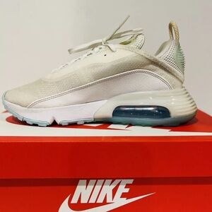 Size 7 - Nike Air Max 2090 Triple White ice Immaculate Condition.